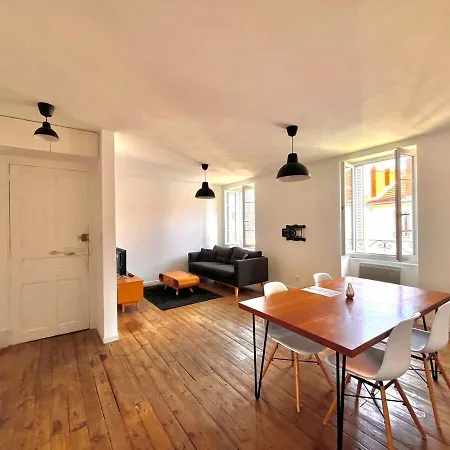 Sejour Pratique Et Confortable