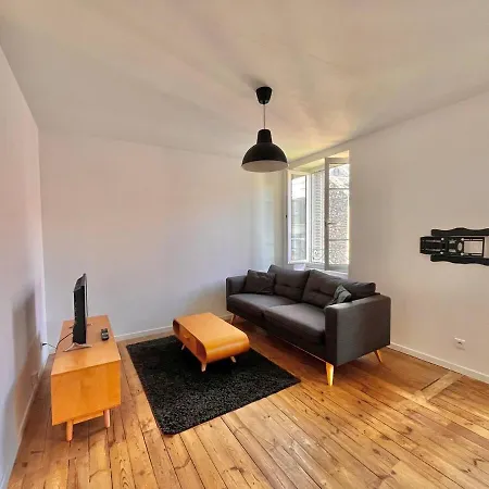 Sejour Pratique Et Confortable *