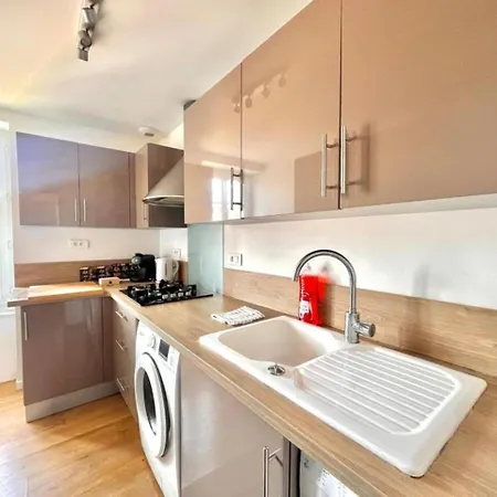 Sejour Pratique Et Confortable Appartement *
